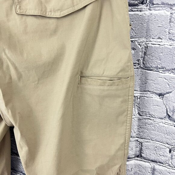 Duluth Trading Co Women’s Nylon Spandex Roll Tab Camp Hiking Pants Size 14 - Picture 8 of 9